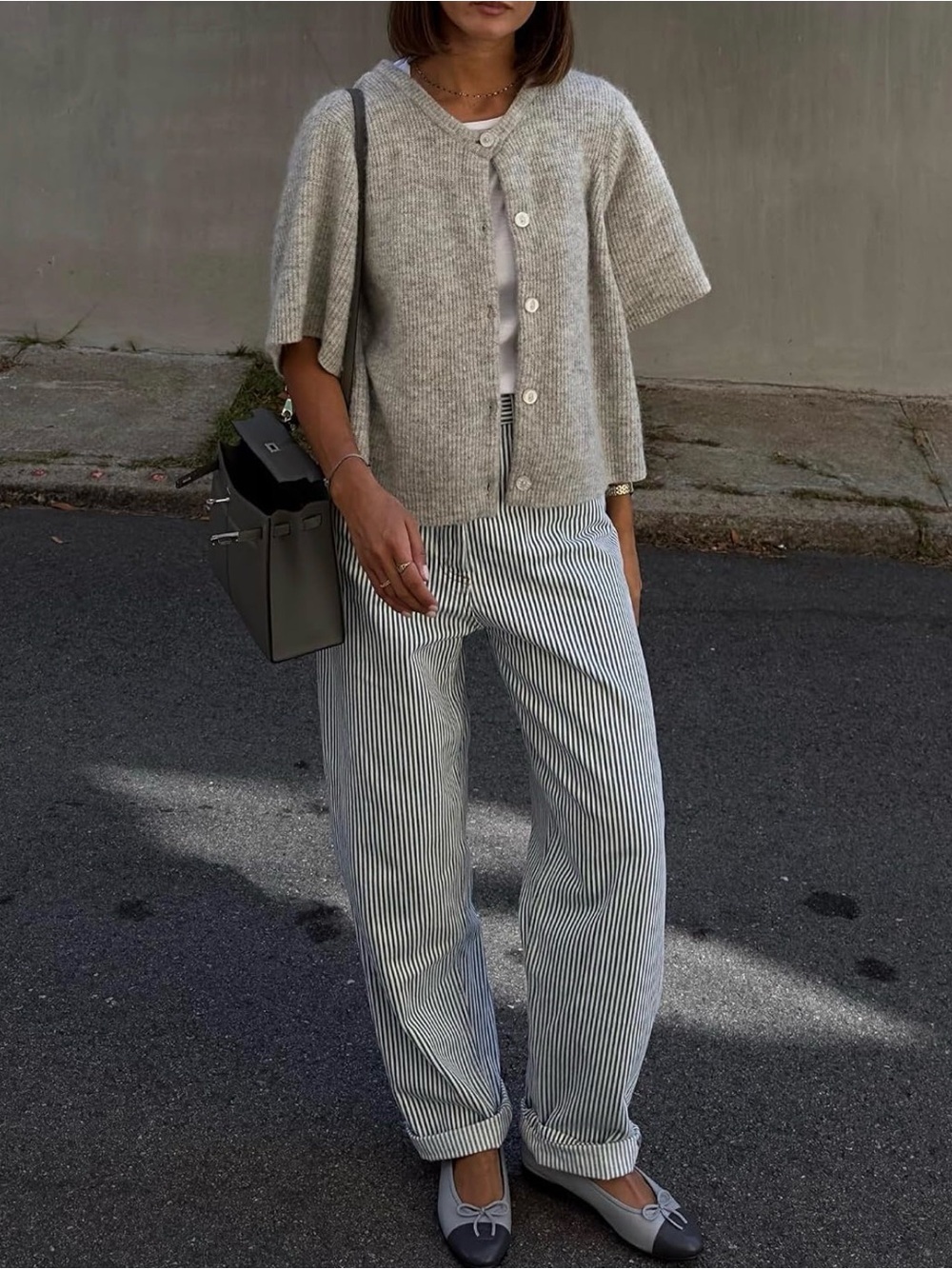 Women’s boxy short sleeved knit button down cardigan Y2K NEW without tag size L